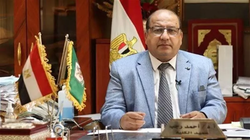 جامعة القاهرةتؤكد انتظام الامتحانات والتصحيح بالكليات وفق الجداول المعتمدة
