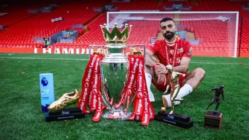«الكرة الذهبية» تعاند محمد صلاح رغم الإنجازات الأسطورية 