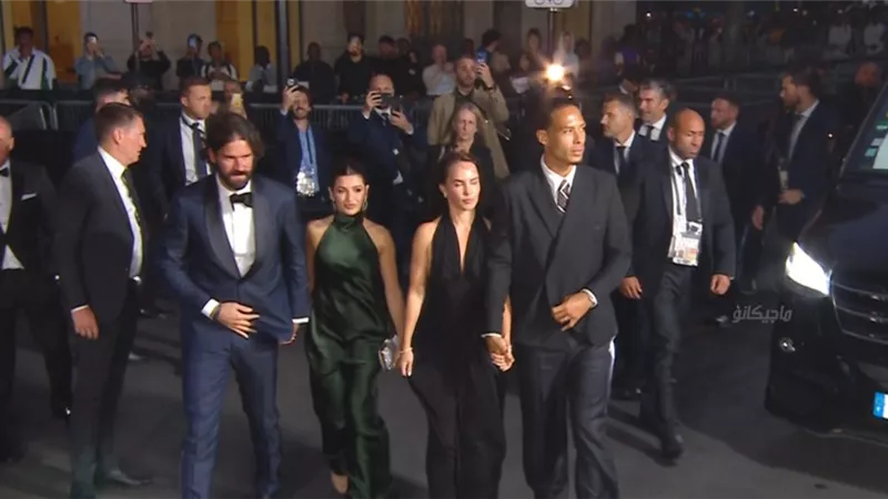 بدون محمد صلاح.. وصول ثلاثي ليفربول لحضور حفل الكرة الذهبية