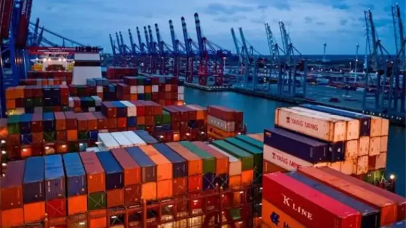 مصر تسجل عجزاً تجارياً بـ 50 مليار دولار في 2024