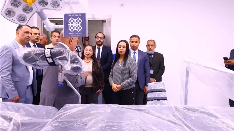 وزيرة التضامن تتابع سير العمل فى تجهيزات مستشفى عبلة الكحلاوي لـ