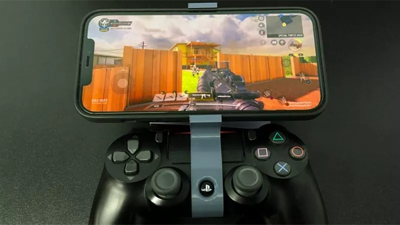 وحدة تحكم PS4 تحول هاتفك إلى ساحة لعب حقيقية