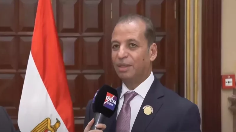 «تابلت لكل نائب».. مجلس الشيوخ يستقبل الأعضاء الجدد ويسلمهم الحقيبة البرلمانية (فيديو)