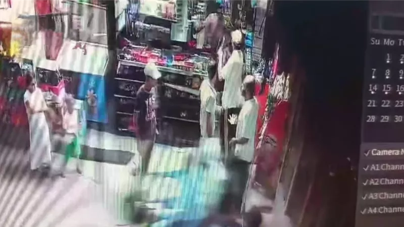 طالب يستغيث بعد الاعتداء عليه لرفضه دفع 50 جنيه إتاوة بحدائق القبة