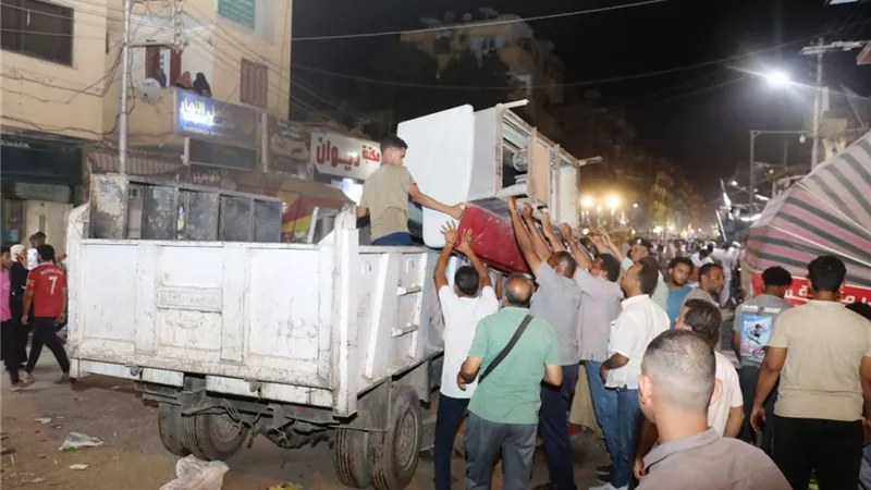حملة مكبرة لرفع وإزالة 500 حالة إشغال بسوق السيل والمنطقة المحيطة فى أسوان