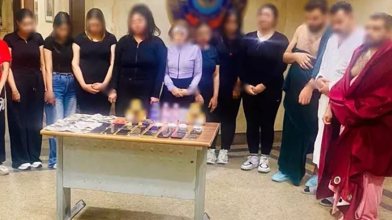 ضبط 15 شخصا لقيامهم بممارسة الأعمال المنافية للآداب داخل نادي صحي بالقاهرة 