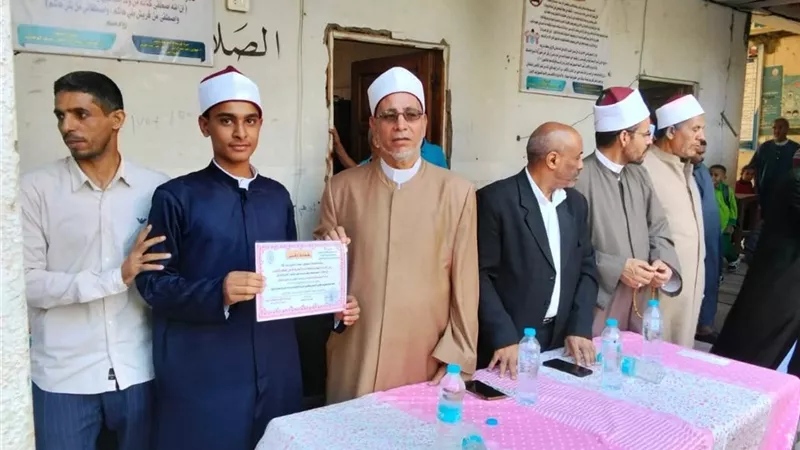 رئيس منطقة المنيا يتفقد مجمع معاهد متولي الشعراوي بمطاي في رابع أيام الدراسة