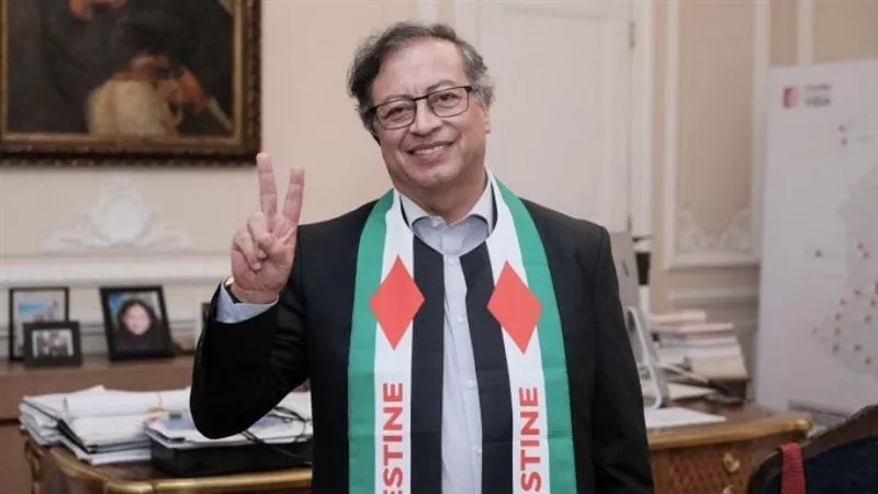 الرئيس الكولومبي: تزويد إسرائيل بالأسلحة تواطؤ في إبادة جماعية