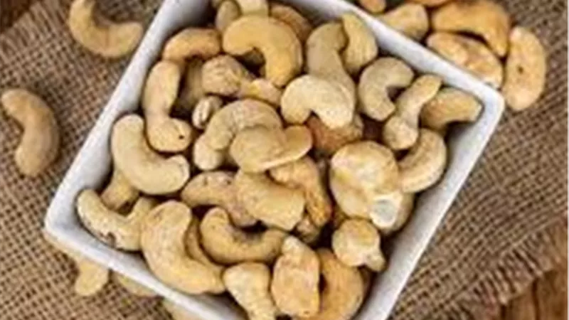 فوائد الكاجو لدعم وظائف الدماغ وتحسين المزاج والأداء العقلي