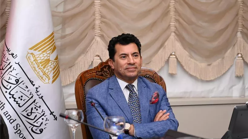 وزير الرياضة يتابع مستجدات المشروع القومي لاكتشاف ورعاية الموهوبين