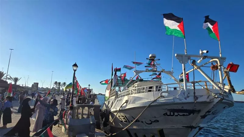 بعد تدخل تركي.. إنقاذ سفينة تابعة لـ أسطول الصمود العالمي من الغرق 