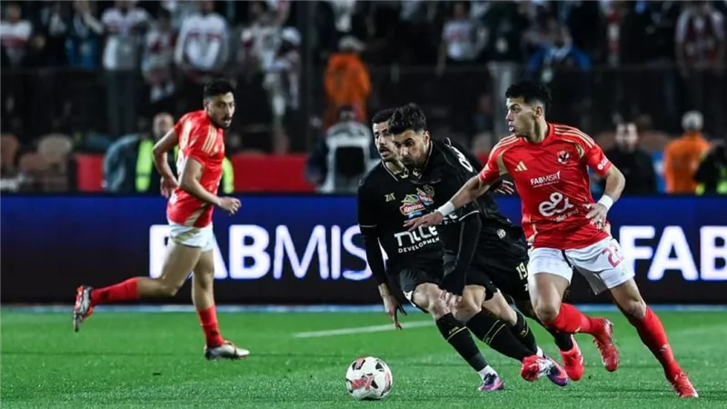 الأهلي يحفز لاعبيه قبل قمة الجولة التاسعة أمام الزمالك بالدوري الممتاز 