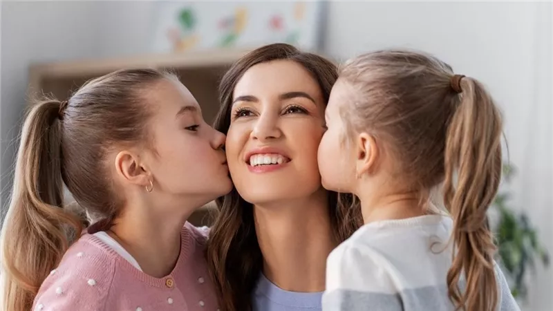 من أجل علاقة سوية.. نصائح تجعل طفلك يفتح قلبه لك