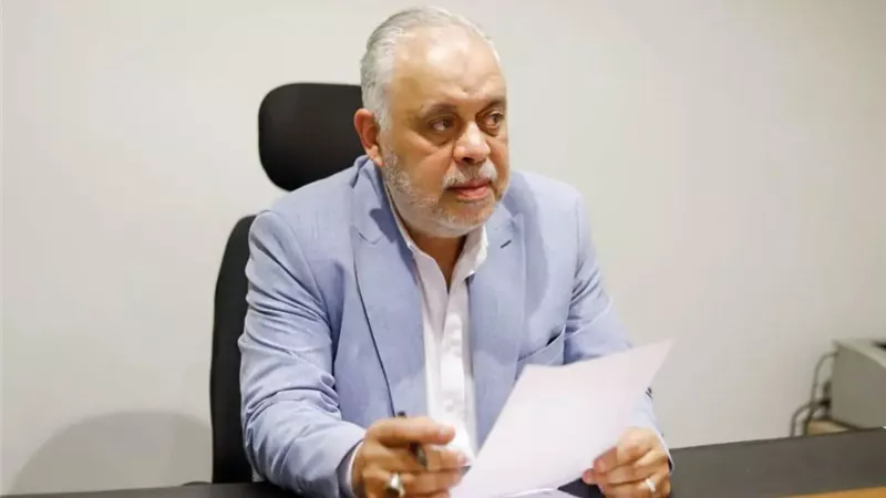 عنصر أمان .. «المهن التمثيلية» ترفض استقالة أشرف زكي