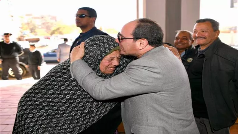 تخفيضات بوسائل النقل العام.. تعرف على تفاصيل قانون رعاية المسنين