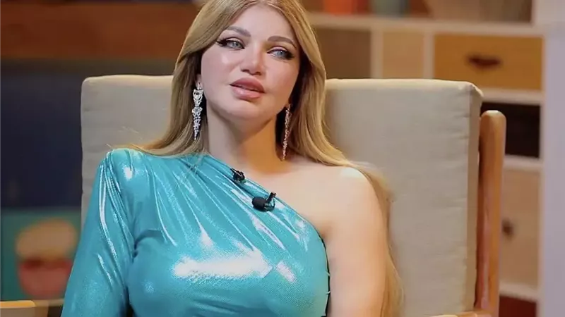 المدرسة مكان تعليم مش أزياء.. ياسمين الخطيب تثير الجدل بتصريحات عن الزي المدرسي