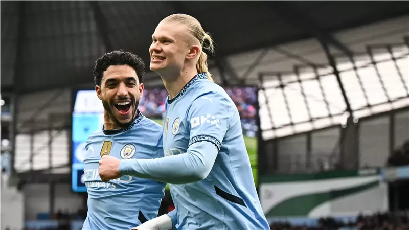 تشكيل مانشستر سيتي المتوقع ضد فياريال في دوري أبطال أوروبا.. موقف عمر مرموش