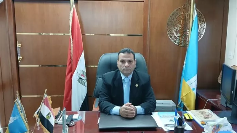 ضبط مستحضرات تجميل وزيوت مجهولة المصدر وتحرير محاضر غش تجاري بالإسكندرية