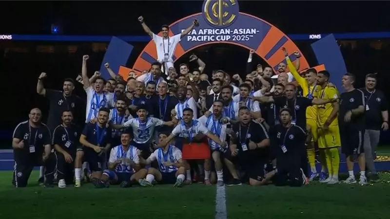 بعد الفوز بكأس القارات الثلاث.. بيراميدز يواجه طلائع الجيش الليلة بالدوري