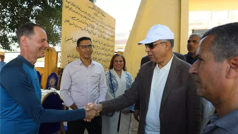اليوم العالمي للسياحة.. محافظ المنيا يتفقد أعمال البعثة الأجنبية  المشتركة بمنطقة زاوية سلطان