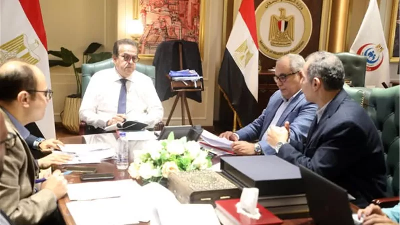 الصحة: إصدار أكثر من  4 ملايين قرار علاج على نفقة الدولة العام الماضي
