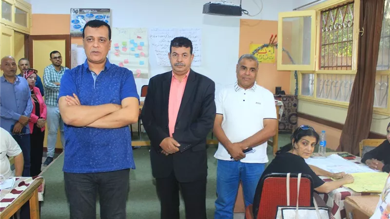 برنامج تدريبى لتنمية المهارات الحياتية لمعلمى المرحلة الابتدائية والإعدادية بسوهاج