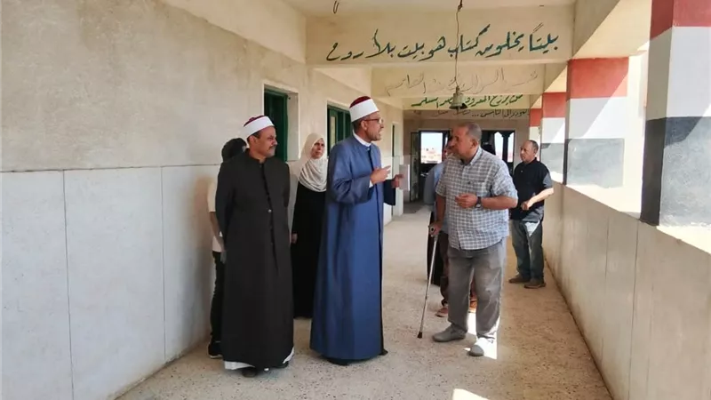  رئيس منطقة كفر الشيخ الأزهرية يتفقد انتظام الدراسة بمعاهد إدارات بيلا وكفر الشيخ