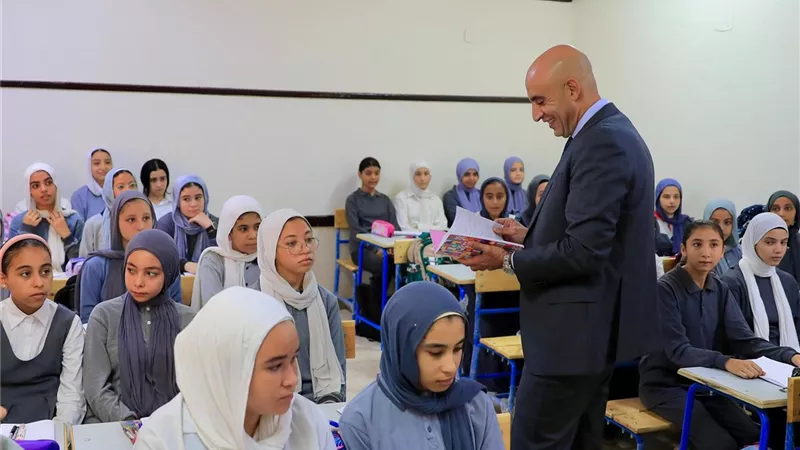 وزير التعليم يجري زيارة مفاجئة بعدد من مدارس محافظة الغربية