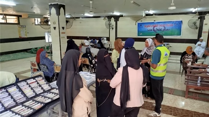 الكشف على 300 مواطن بقافلة طبية بمركز ومدينة فايد بالإسماعيلية