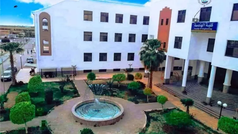 رئيس جامعة قناة السويس يهنئ كلية الهندسة بحصولها على الاعتماد المشروط للجودة