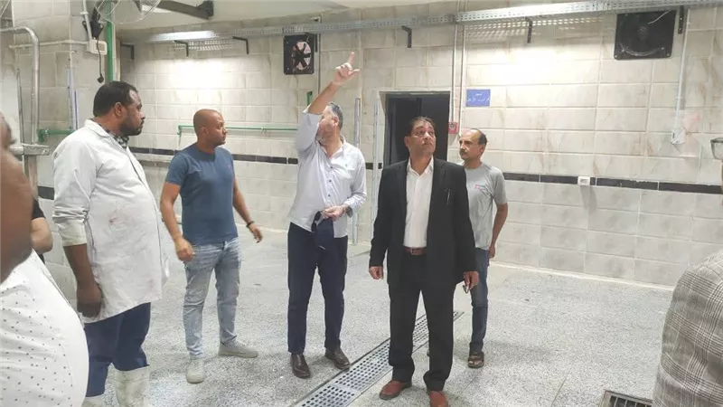 مستشار وزير التنمية المحلية يزور مجزر الأقصر النصف آلي تمهيدا لافتتاحه| صور