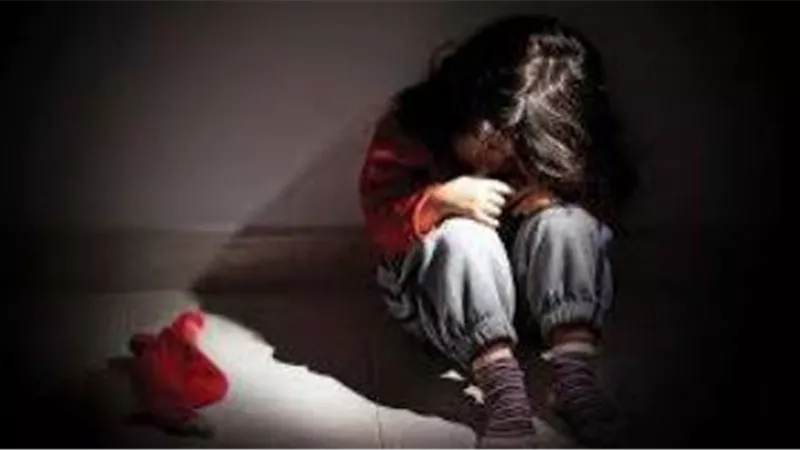 أب يتهم حضانة خاصة بهتك عرض صغيرته في قنا.. ومحامي الأسرة: المجني عليها تعاني من آلام شديدة في مناطق حساسة