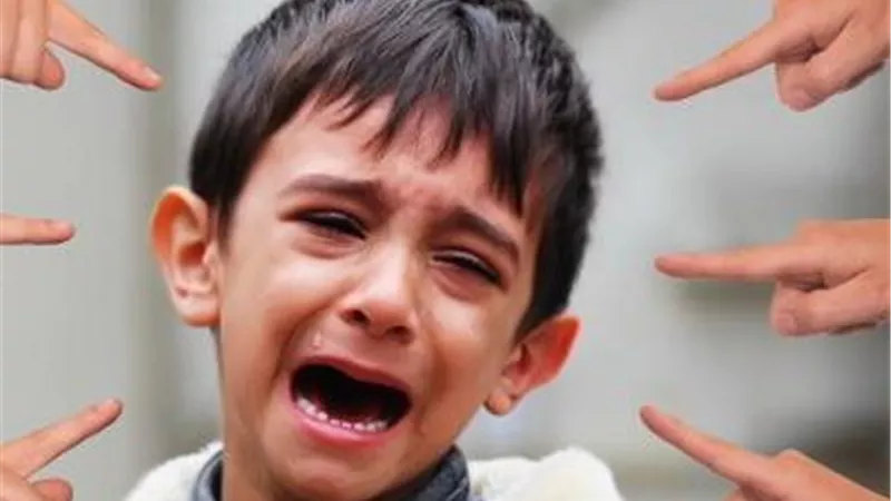 تحقيق موسع.. قصة إجبار طالب على الوقوف بحوش المدرسة طوال اليوم لعدم دفع المصروفات بالإسكندرية