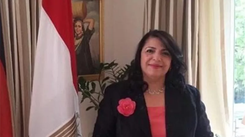 من الجيزة للفيوم.. رحلة الإيقاع بـ 3 متهمين حاولوا سرقة فيلا السفيرة إيمان محرم