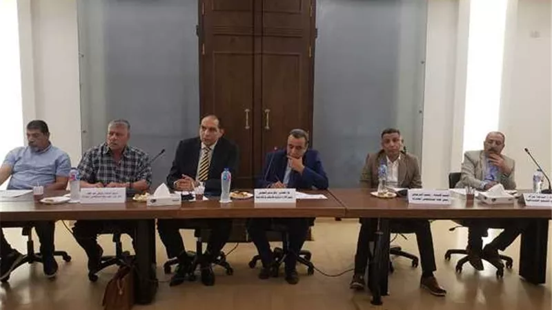 «تجارية الإسكندرية» تناقش مستجدات العمل الجمركي