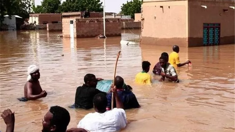 بعد الإنذار الأحمر.. سد النهضة يهدد بدمار 5 ولايات سودانية والفيضانات تفضح أكاذيب آبي أحمد