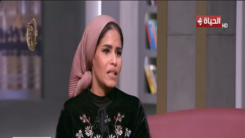لمياء أحمد راتب: توقفت عن الكتابة لوالدي بسبب قسوة بعض التعليقات| فيديو