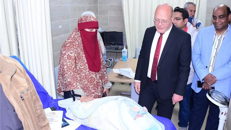 رئيس جامعة سوهاج يتفقد مستشفى الطوارئ الجديد ويطمئن على مستوى الرعاية