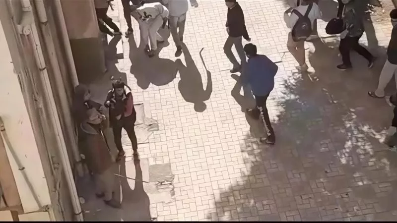 موقعة الموس.. مشاجرة بأسلحة متنوعة في مدرسة بأوسيم أثناء امتحان الإعدادية