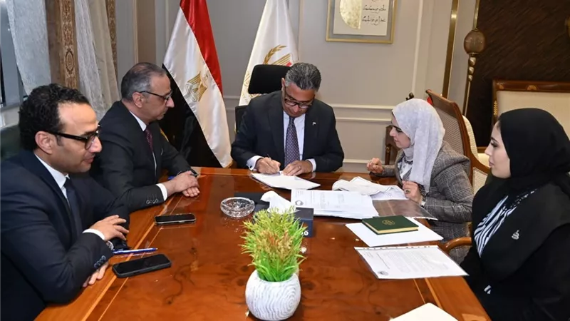 وزير التموين يعقد لقاءً دوريا مع نواب الشعب لبحث مطالب المواطنين