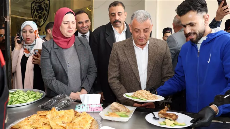 محافظ الإسماعيلية يشهد فعاليات مبادرة الخير|فيديو