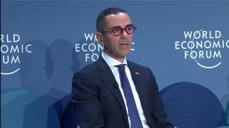 الخطيب: مصر تركز على جذب الاستثمارات بما يتوافق مع التحولات الجديدة