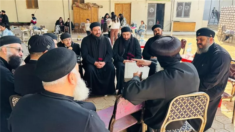 الأنبا فام يلتقي كهنة شرق المنيا وأسرهم في لقاء عيد الغطاس السنوي
