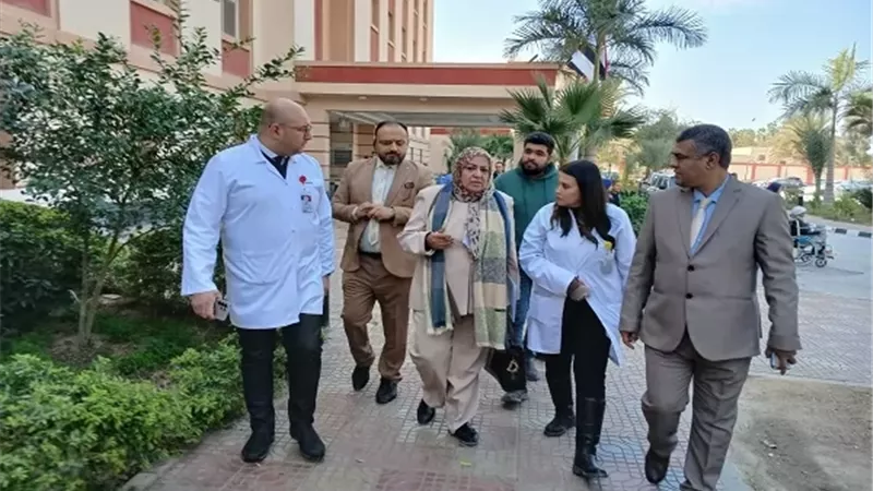 وكيل «صحة المنيا» يتفقد منشآت التأمين الصحي الشامل