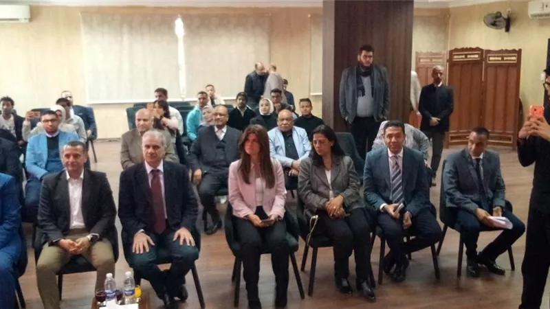 رئيس جامعة أسوان يشارك في فعاليات إطلاق 