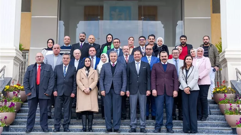 الإسكندرية تستعد لتطبيق منظومة التأمين الصحي الشامل وتبدأ بتوقيع 7 عقود 