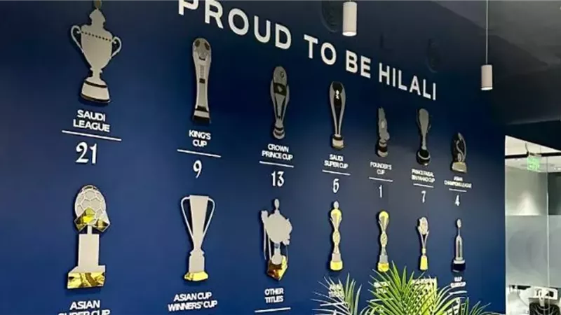 الهلال السعودي يرسخ قوته الاقتصادية بعائدات الـ 1.2 مليار ريال