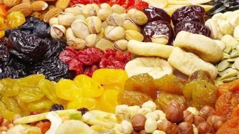 أسعار ياميش رمضان بـ تخفيضات تصل إلى 35% في المجمعات|القائمة الكاملة 