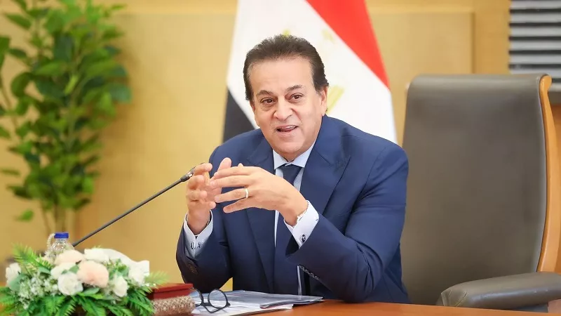 قرارات رئاسية.. وزير الصحة يهنئ قيادات الشراء الموحد وهيئة الدواء