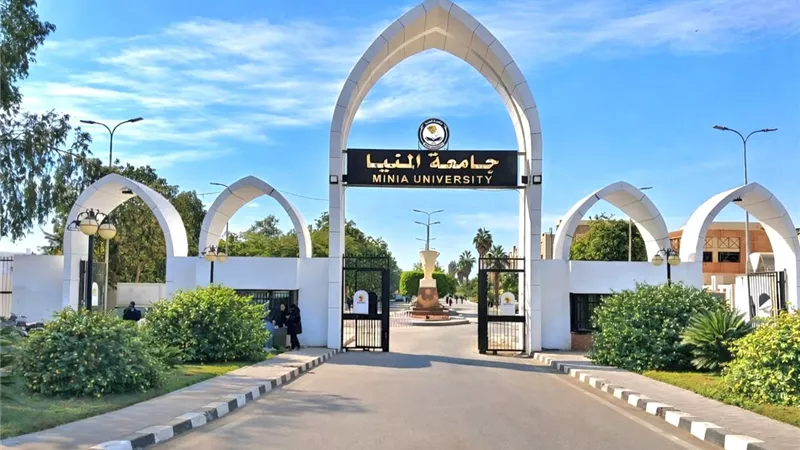 جامعة المنيا تحصد مراكز متقدمة وتتصدر الجامعات المصرية في تصنيف «التايمز»
